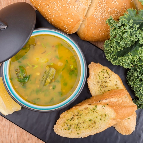 pexels-shameel-mukkath-5175540